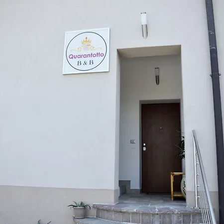 Quarantotto Holiday House شقة Raffa